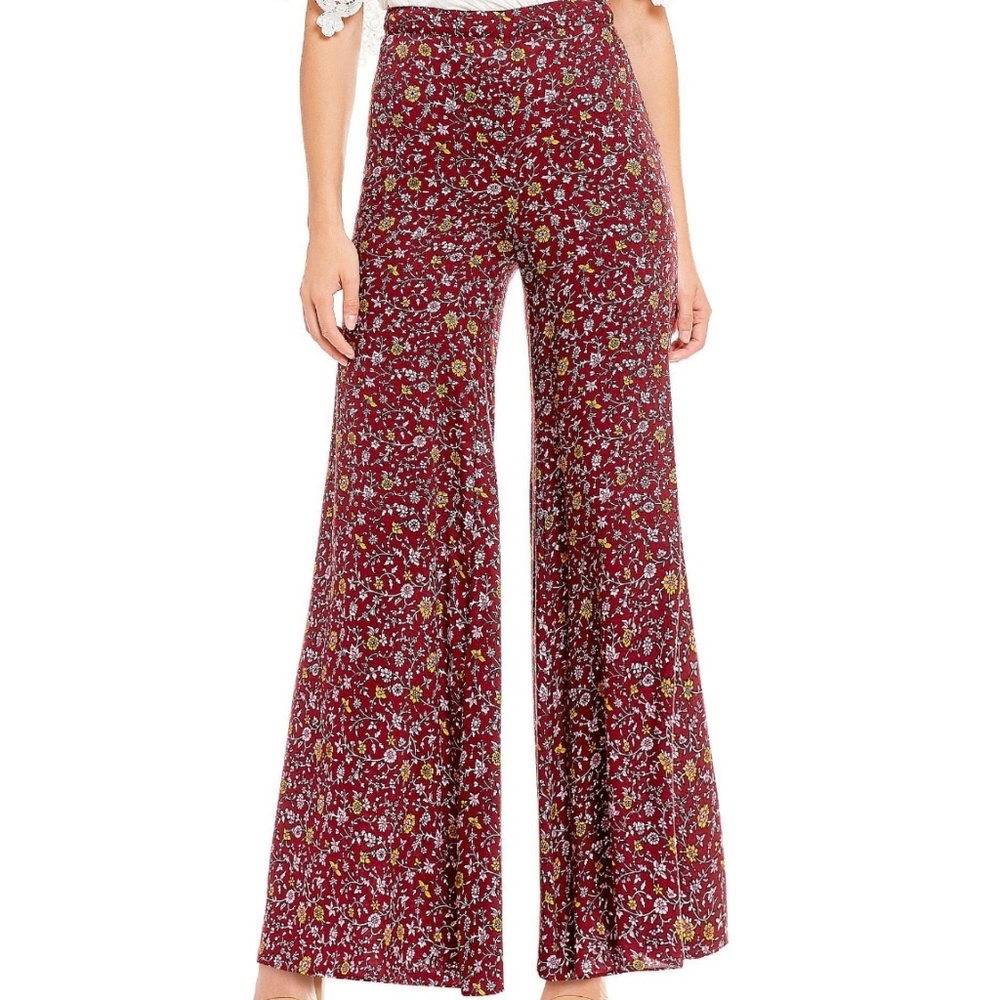 NWT Chelsea & Violet high rise flair pants